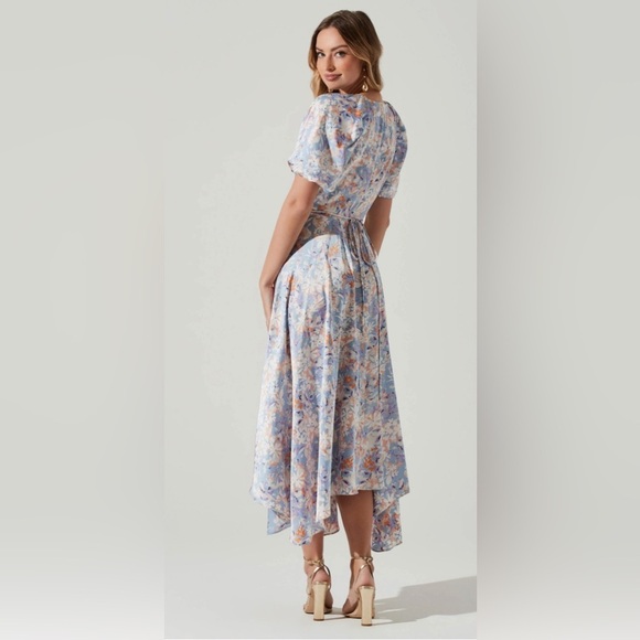 NWT ASTR Satin Floral Wrap Midi Dress XS Asymmetrical Sleeves Wedding Guest - Picture 9 of 16